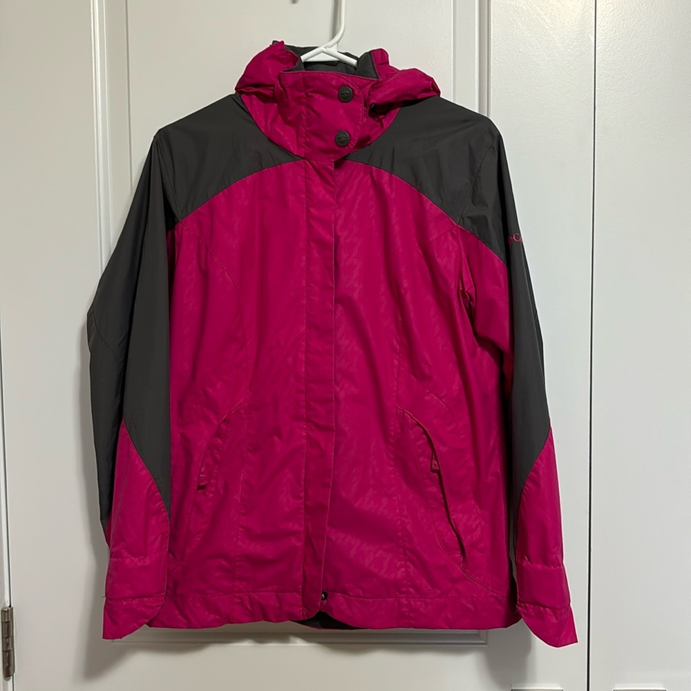 Columbia 2  piece interchangeable jacket. Size small, pink and grey